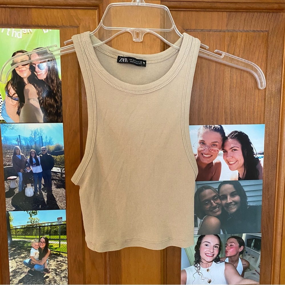 Zara Women's Beige Ribbed Tank Top
